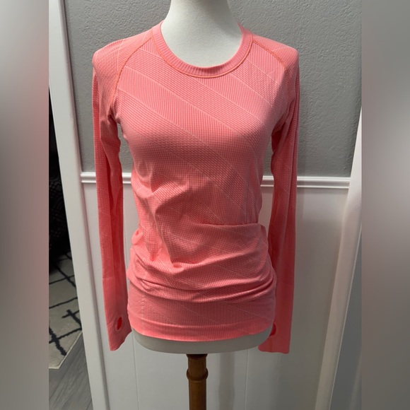 Lululemon Swiftly Tech Long Sleeve Crew - Heathered Grapefuit - Size 8 - Picture 2 of 6
